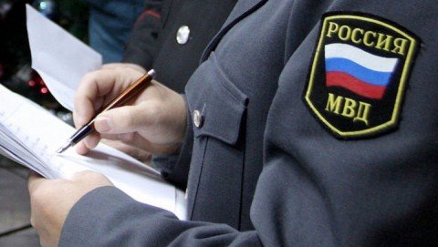 В Новокузнецке полицейские привлекли к ответственности сотрудницу магазина за повторную продажу алкоголя несовершеннолетнему